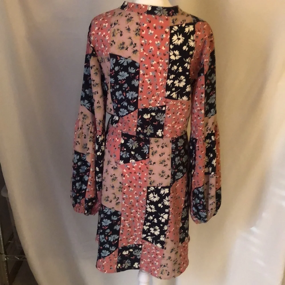 Kori Boho Patchwork Floral Lantern Sleeve Dress | Size L | NWOT | Est. $50 MSRP - Picture 4 of 4